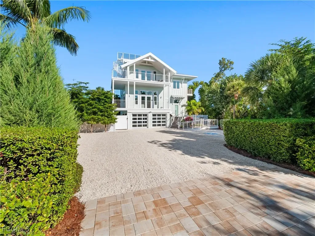 2480 Library Way Sanibel FL 33957