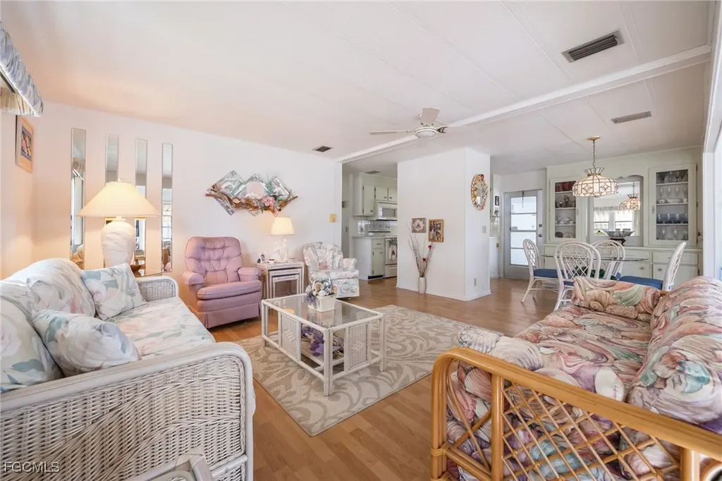 537 Palmer Boulevard North Fort Myers FL 33903