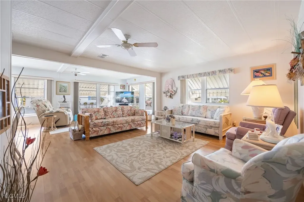 537 Palmer Boulevard North Fort Myers FL 33903