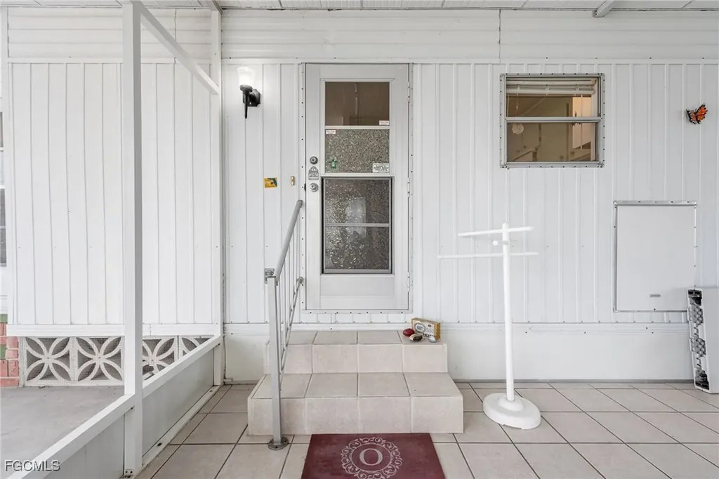 537 Palmer Boulevard North Fort Myers FL 33903