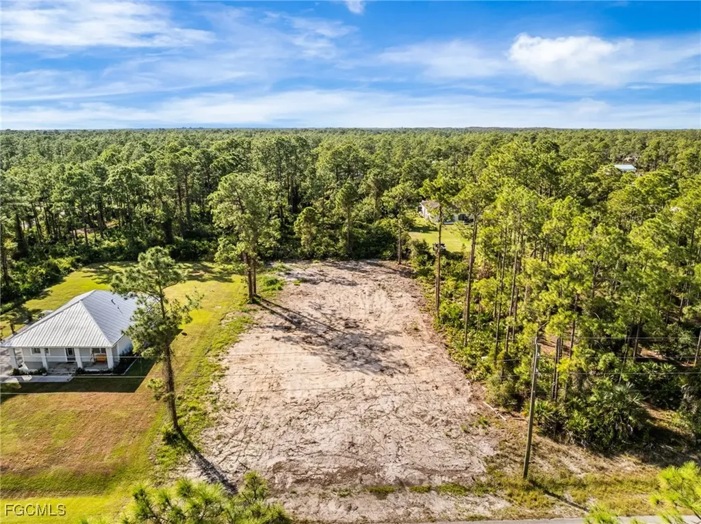 2205 Wellington Avenue Alva FL 33920