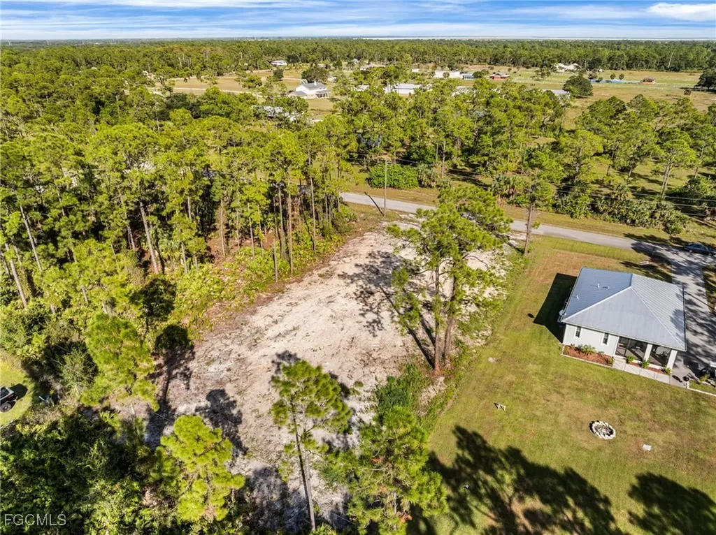 2205 Wellington Avenue Alva FL 33920