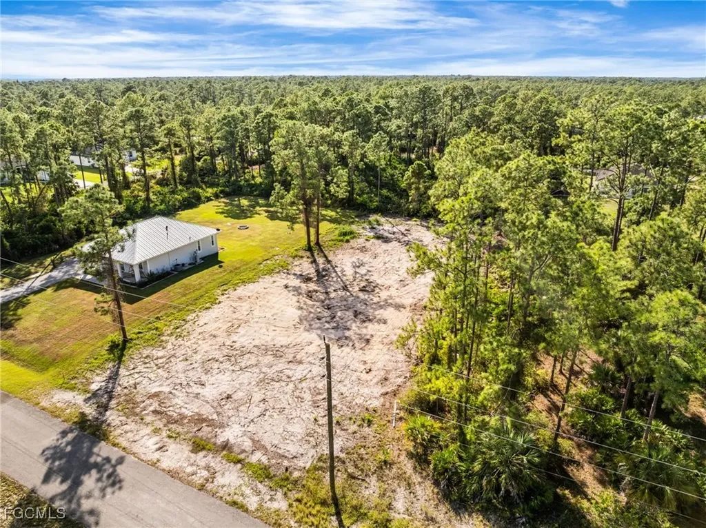 2205 Wellington Avenue Alva FL 33920