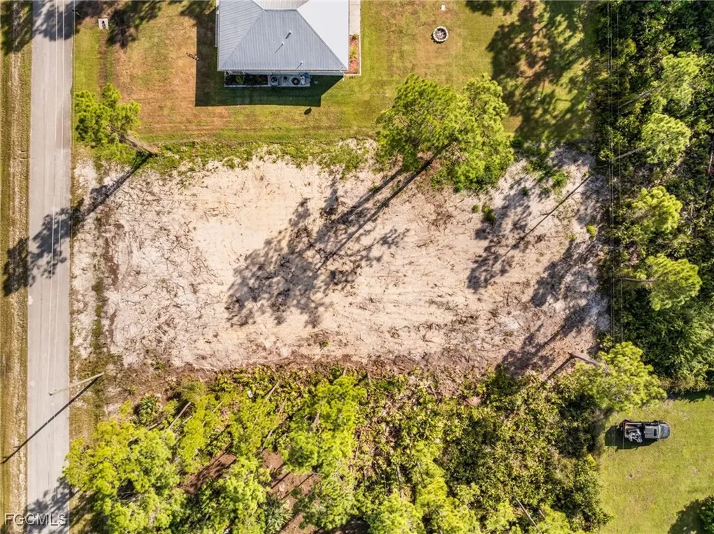 2205 Wellington Avenue Alva FL 33920