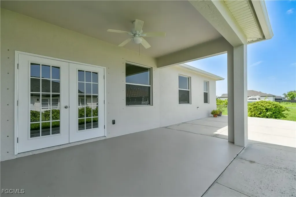 2032 NW 2nd Place Cape Coral FL 33993
