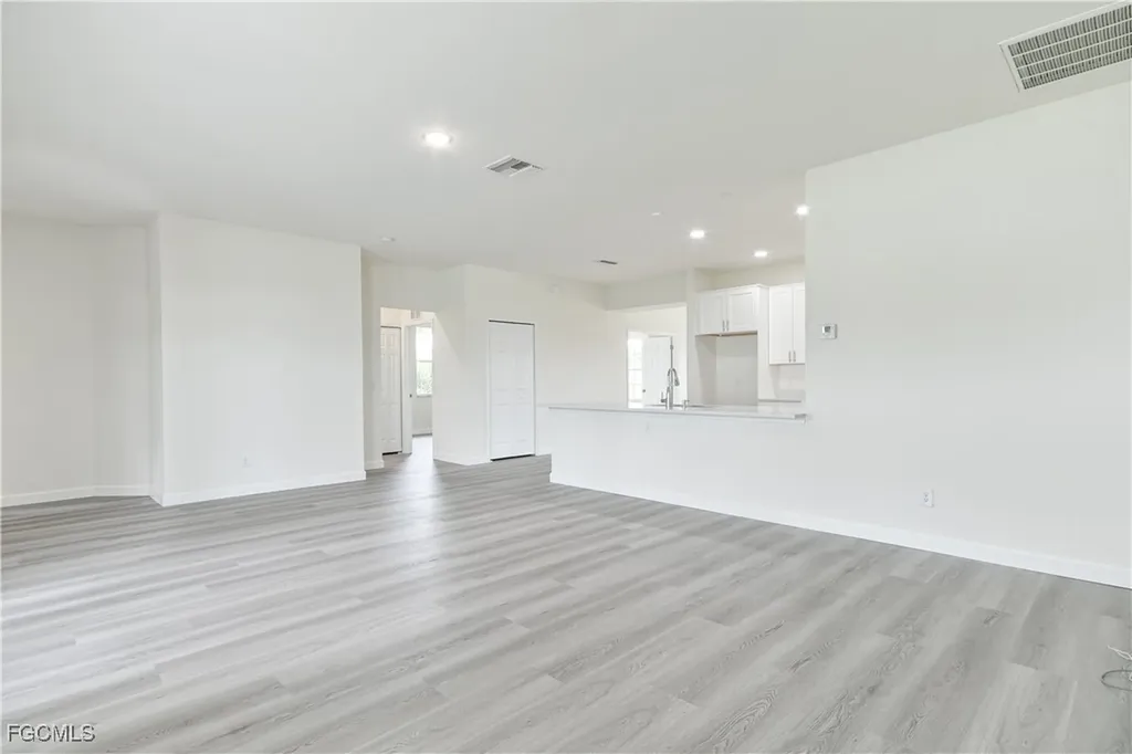 2032 NW 2nd Place Cape Coral FL 33993