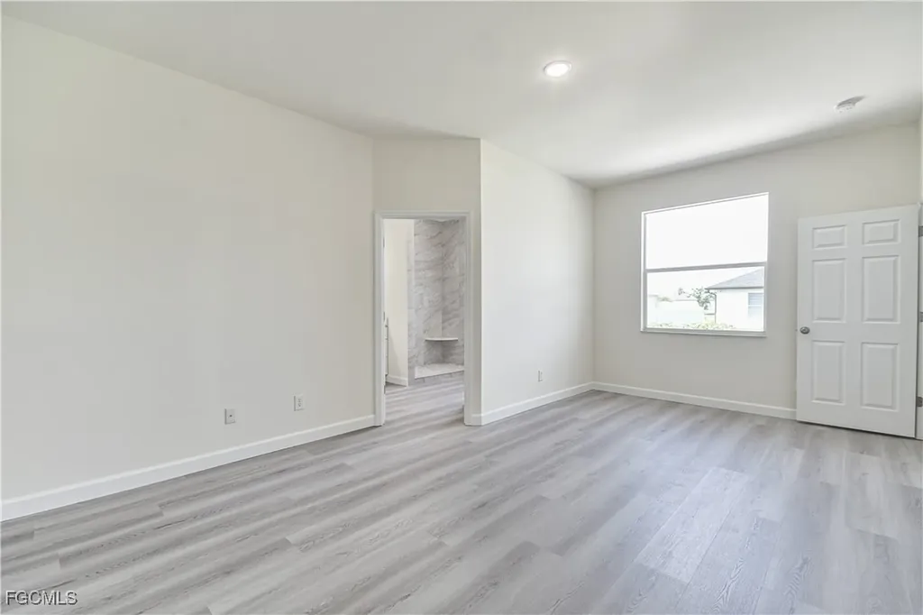 2032 NW 2nd Place Cape Coral FL 33993