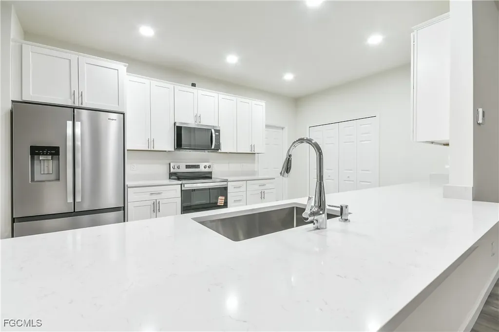 2032 NW 2nd Place Cape Coral FL 33993