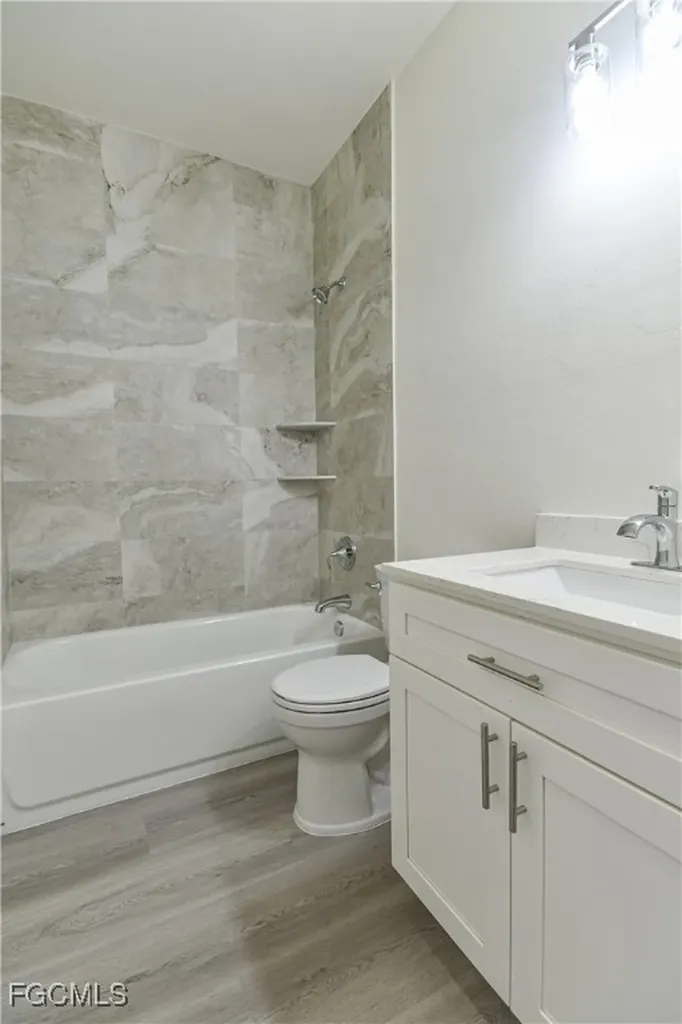 2032 NW 2nd Place Cape Coral FL 33993