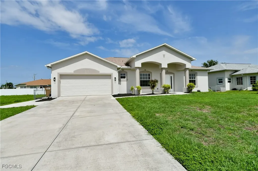 2032 NW 2nd Place Cape Coral FL 33993