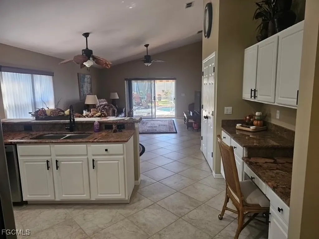 15773 Beachcomber Avenue Fort Myers FL 33908