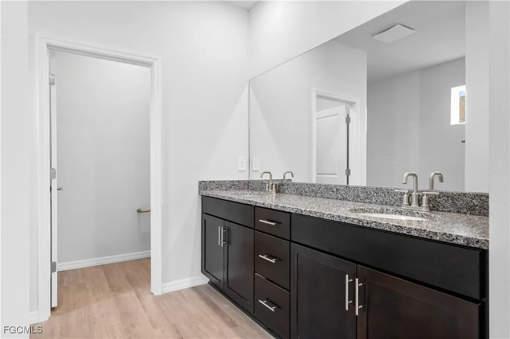 1150 NW 27th Place Cape Coral FL 33993