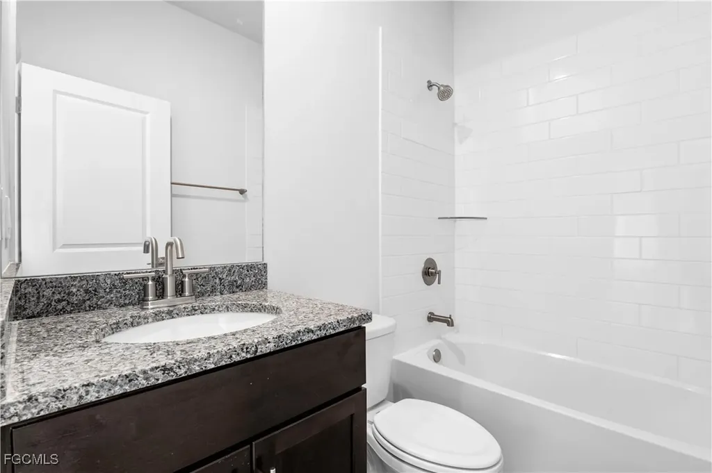 1150 NW 27th Place Cape Coral FL 33993