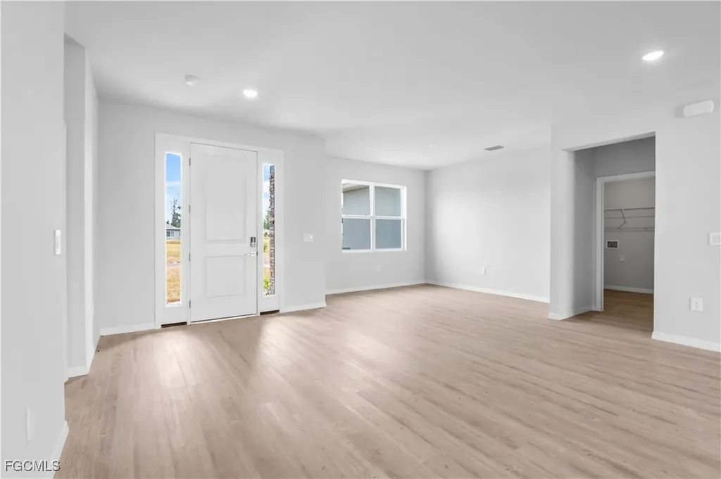 1150 NW 27th Place Cape Coral FL 33993