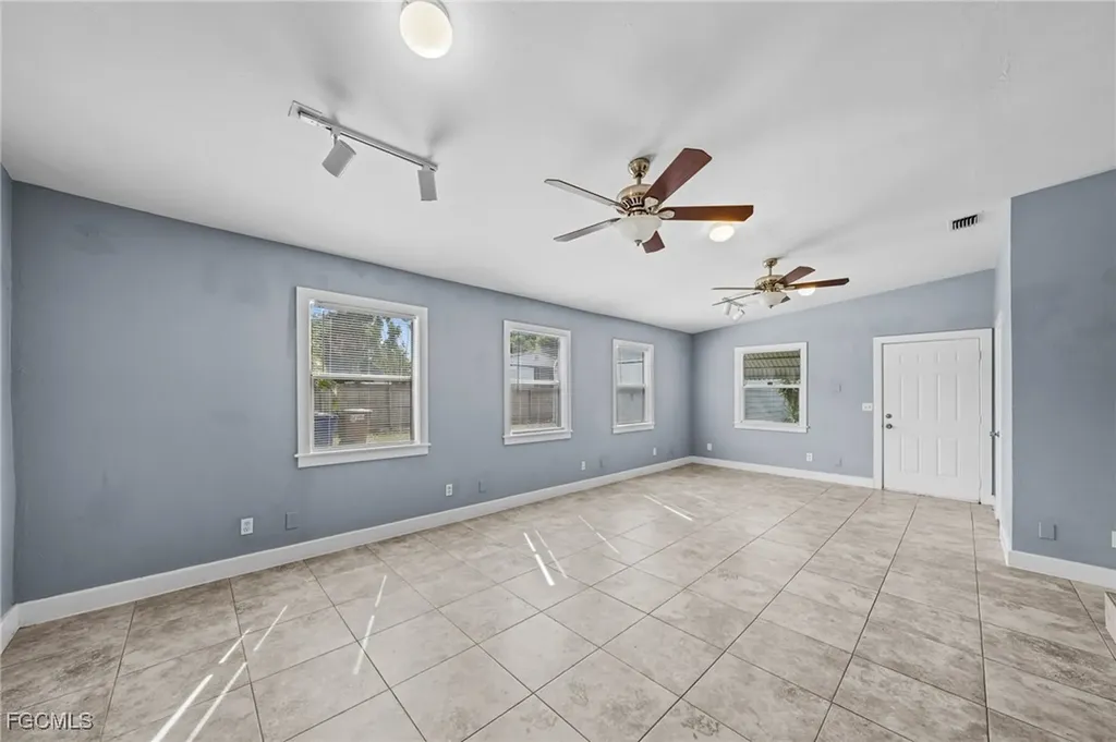 290 Granada Boulevard Fort Myers FL 33905