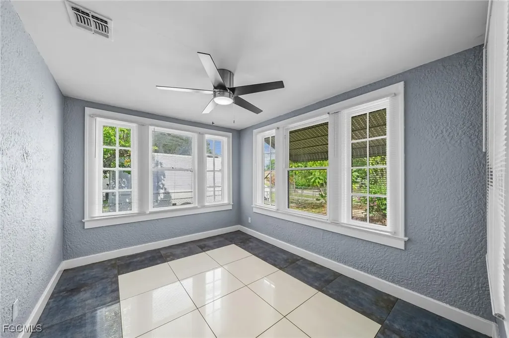 290 Granada Boulevard Fort Myers FL 33905