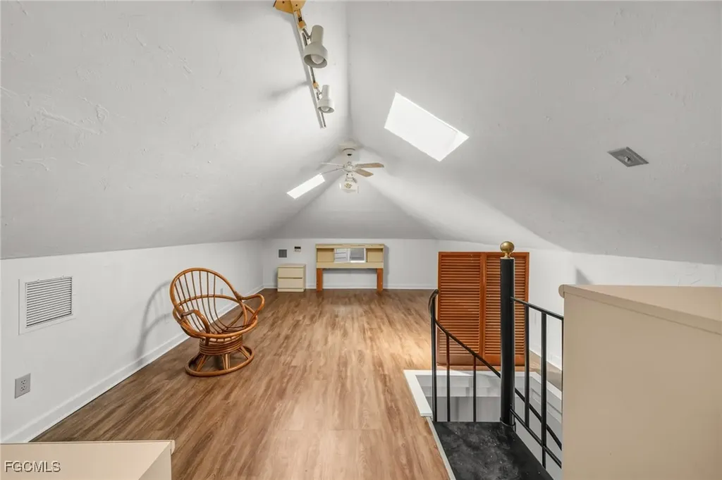 290 Granada Boulevard Fort Myers FL 33905