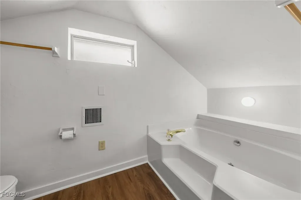 290 Granada Boulevard Fort Myers FL 33905