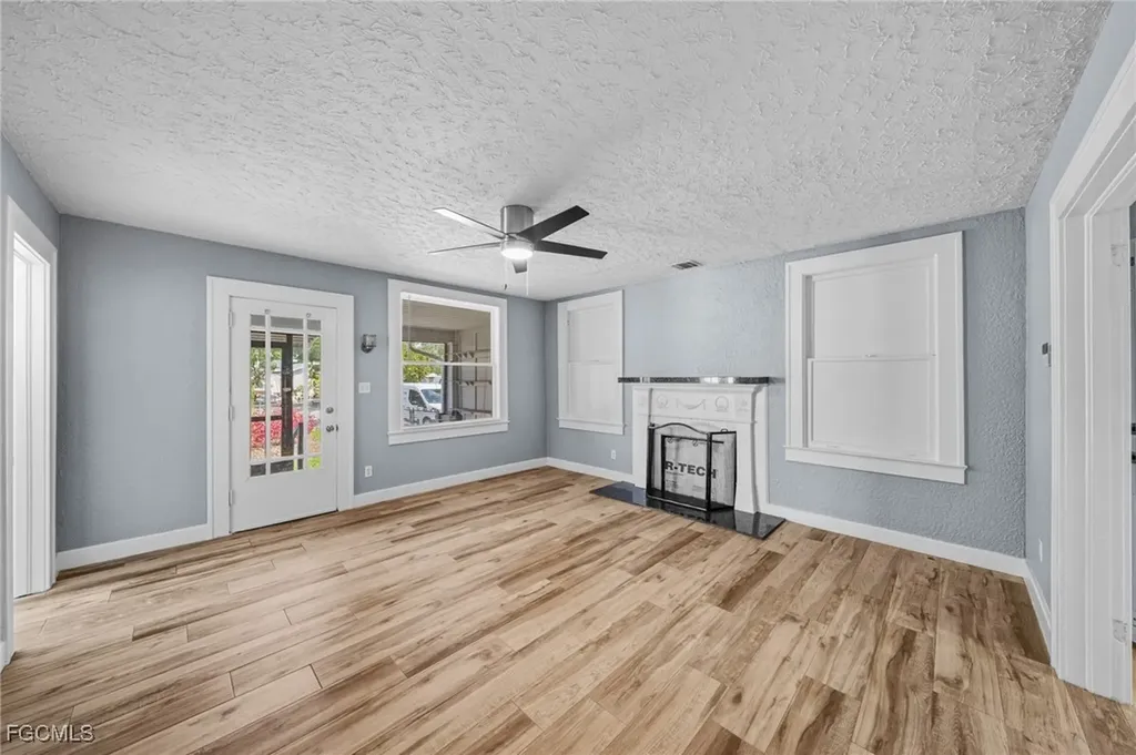 290 Granada Boulevard Fort Myers FL 33905