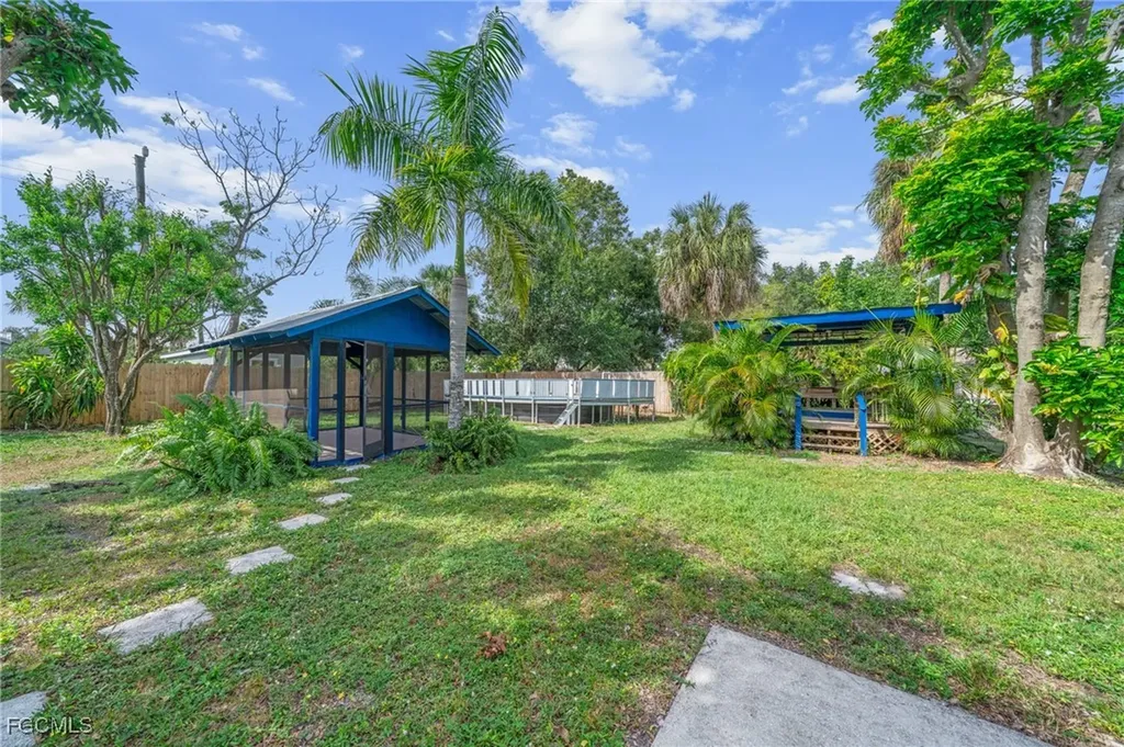 290 Granada Boulevard Fort Myers FL 33905