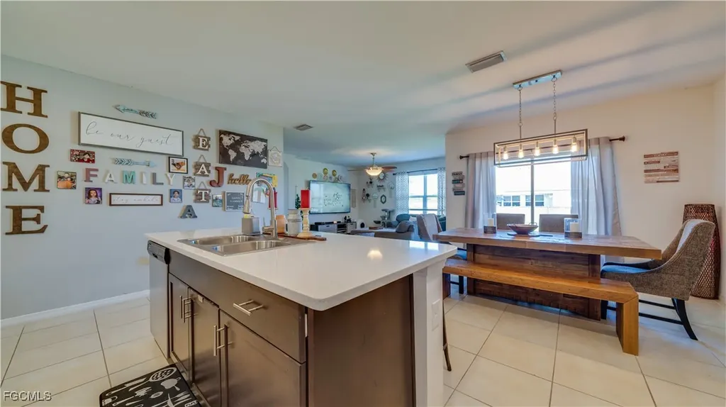 1103 SW 47th Street Cape Coral FL 33914