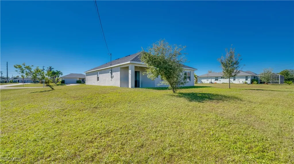 1103 SW 47th Street Cape Coral FL 33914