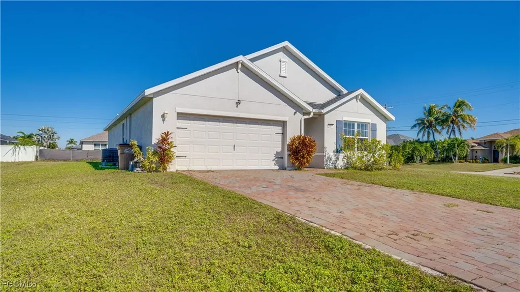 1103 SW 47th Street Cape Coral FL 33914