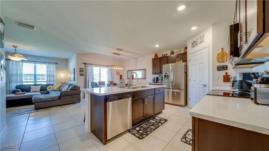 1103 SW 47th Street Cape Coral FL 33914