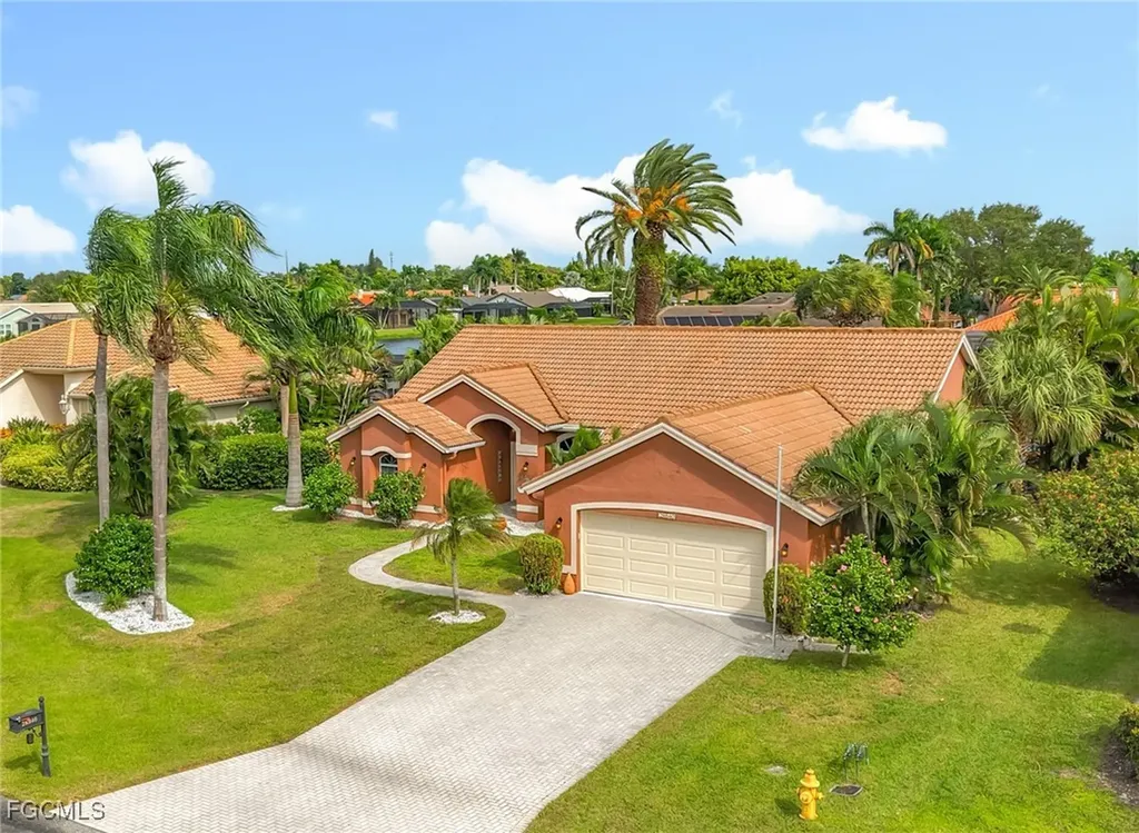 28840 Regis Court Bonita Springs FL 34134