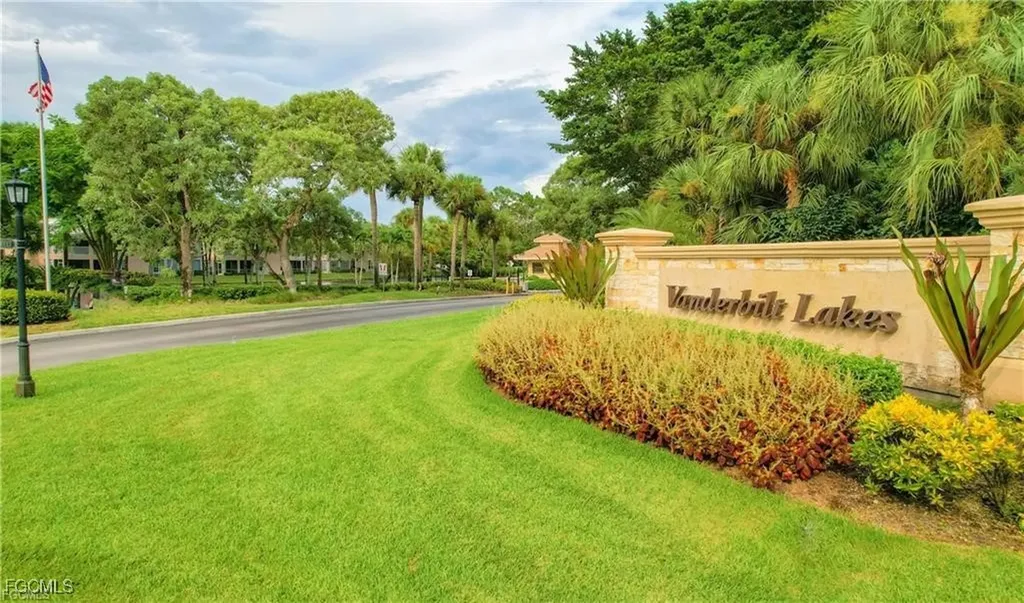 28840 Regis Court Bonita Springs FL 34134