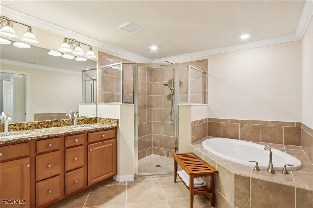 28000 Cookstown Court Bonita Springs FL 34135