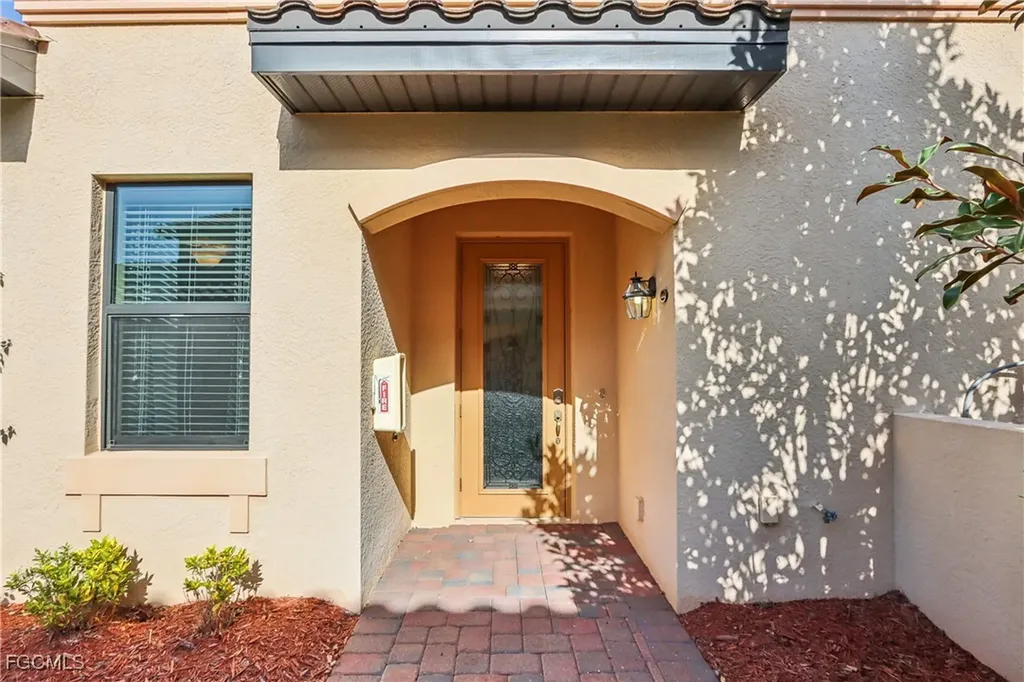 28000 Cookstown Court Bonita Springs FL 34135