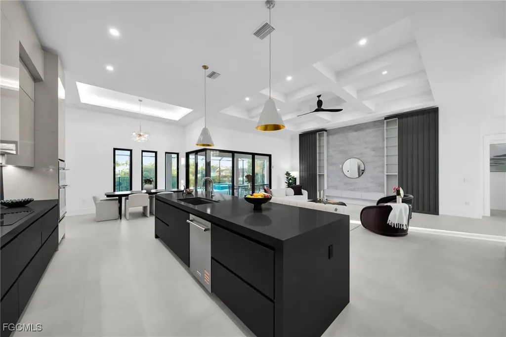 3829 SW 20th Avenue Cape Coral FL 33914