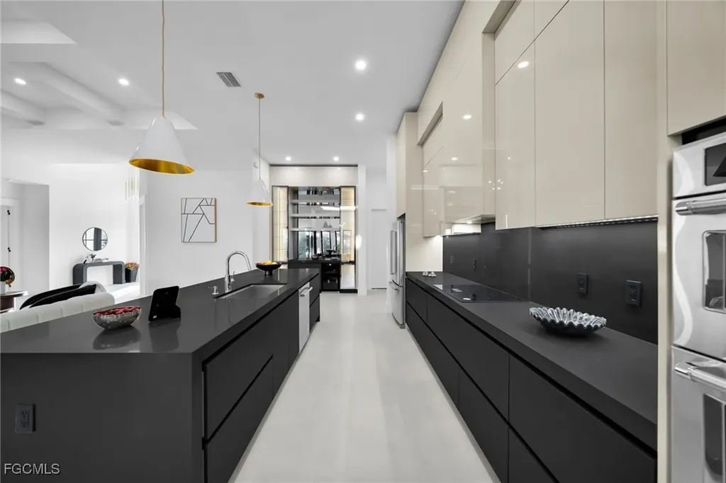 3829 SW 20th Avenue Cape Coral FL 33914