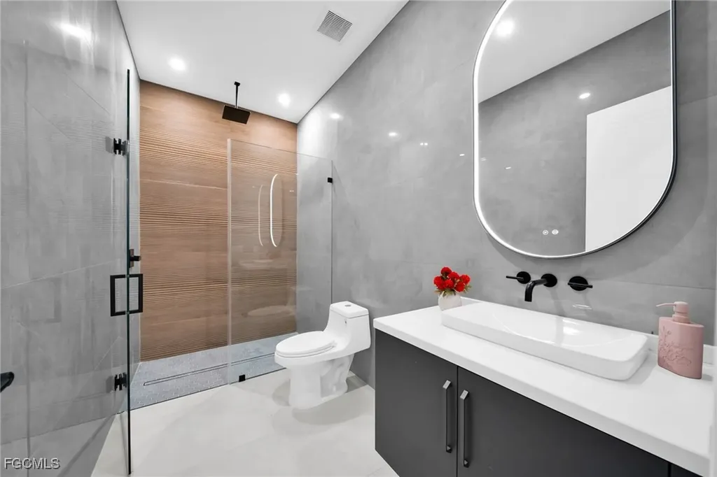 3829 SW 20th Avenue Cape Coral FL 33914