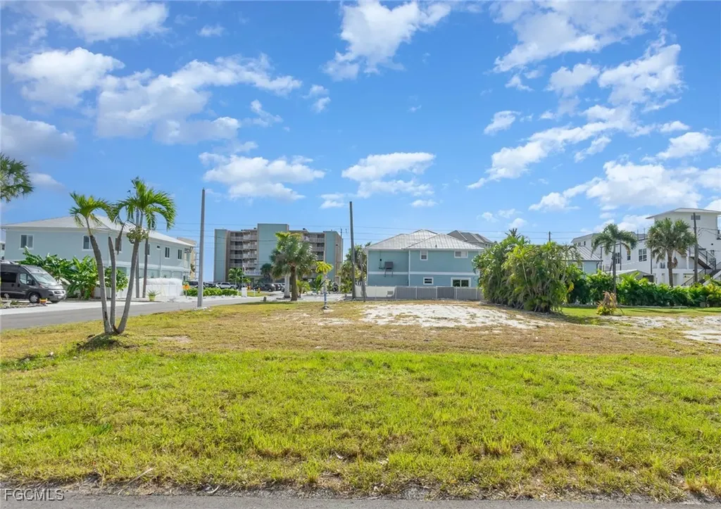 311 Bayland Road Fort Myers Beach FL 33931
