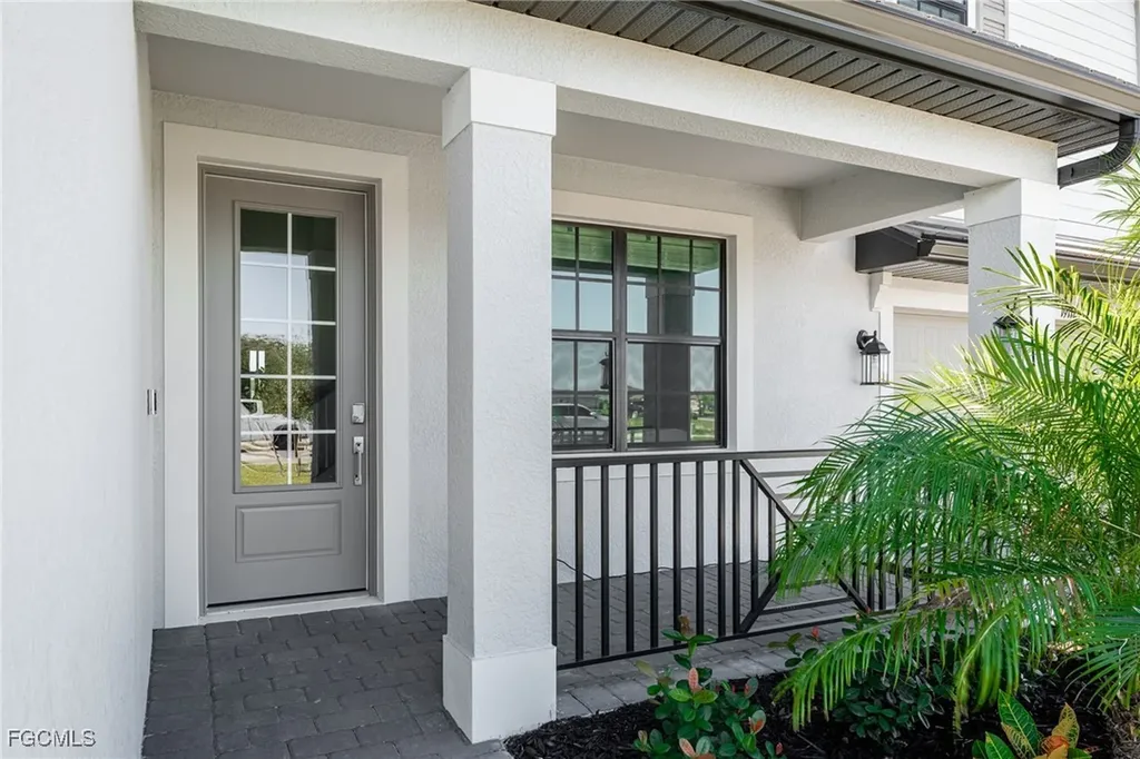 19112 Hanley Boulevard Estero FL 33928