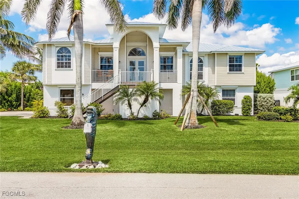 Sanibel FL, 3351 Barra Circle