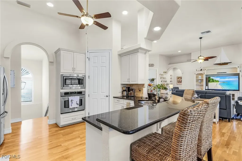 3351 Barra Circle Sanibel FL 33957