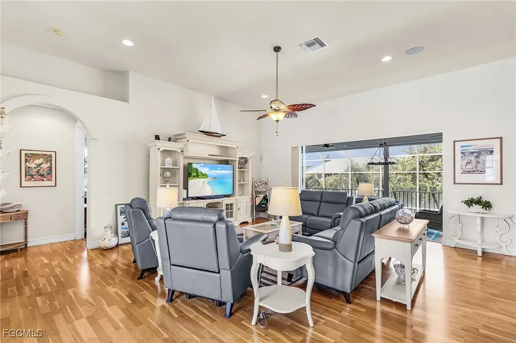 3351 Barra Circle Sanibel FL 33957