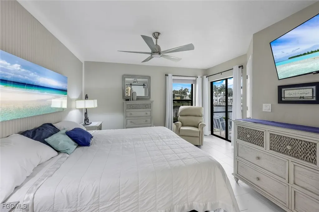 4616 SE 5th Place Cape Coral FL 33904