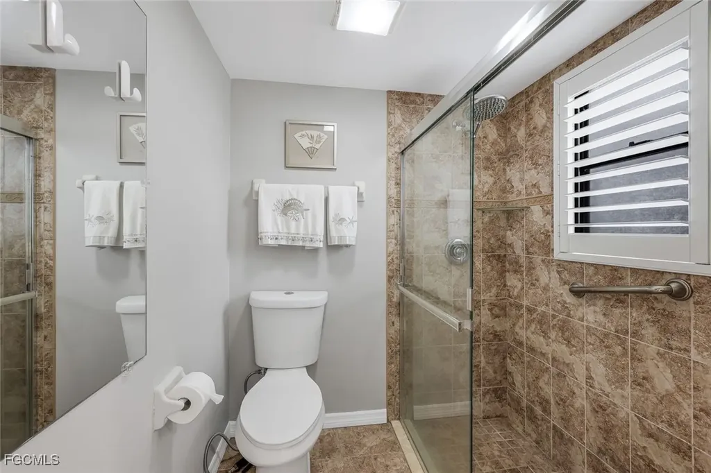 4616 SE 5th Place Cape Coral FL 33904