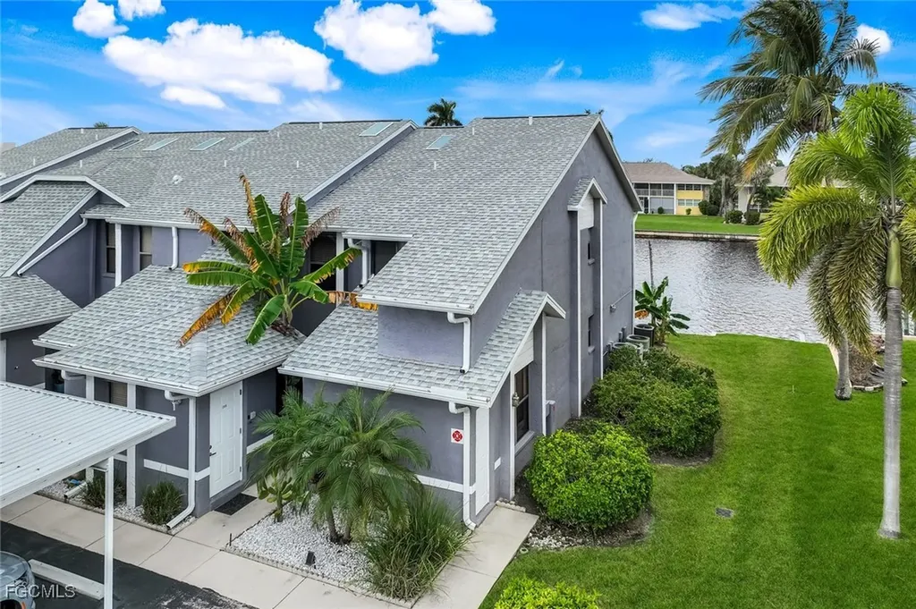 4616 SE 5th Place Cape Coral FL 33904