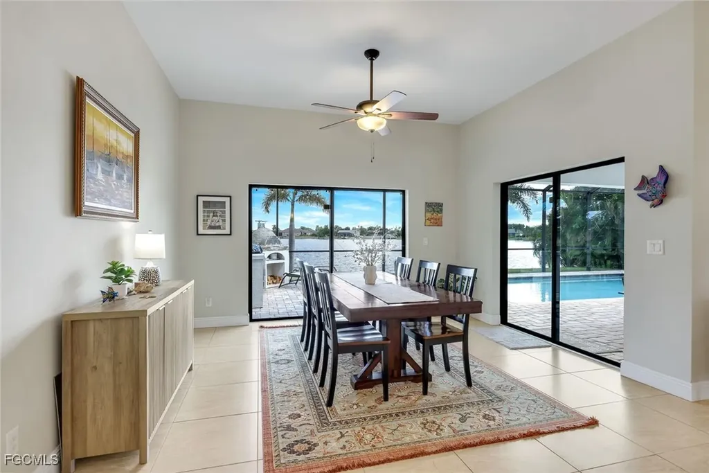 401 NE 19th Place Cape Coral FL 33909