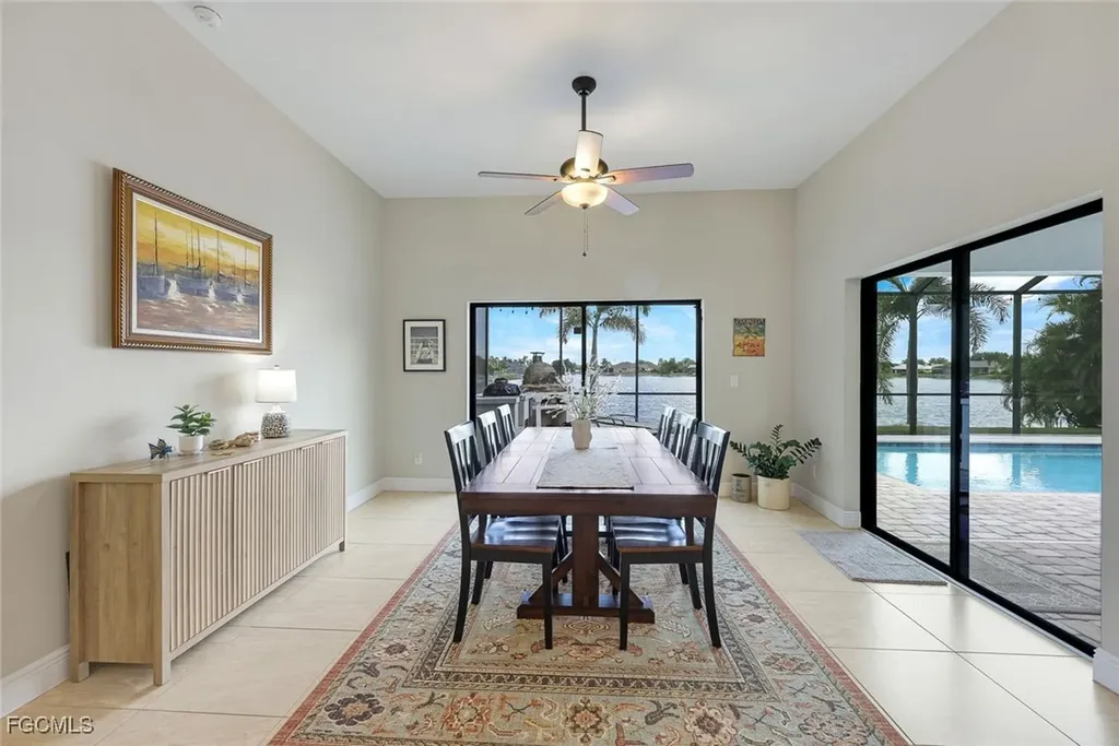 401 NE 19th Place Cape Coral FL 33909