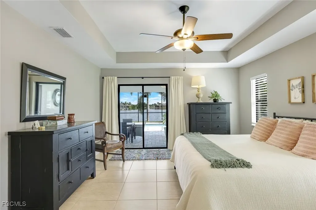 401 NE 19th Place Cape Coral FL 33909