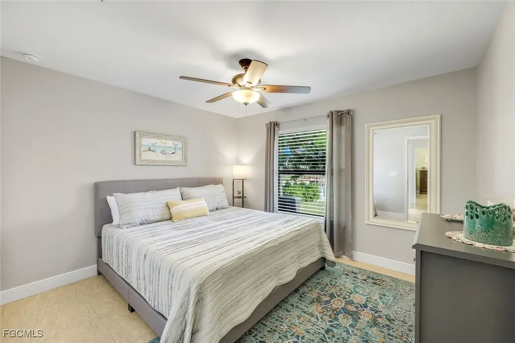 401 NE 19th Place Cape Coral FL 33909