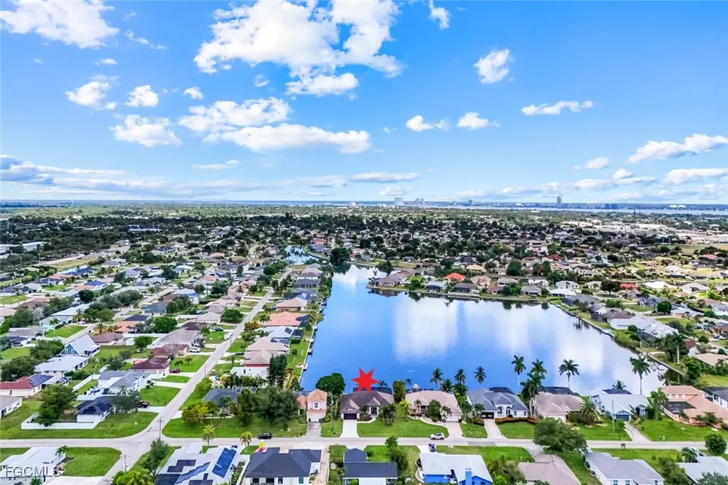 401 NE 19th Place Cape Coral FL 33909