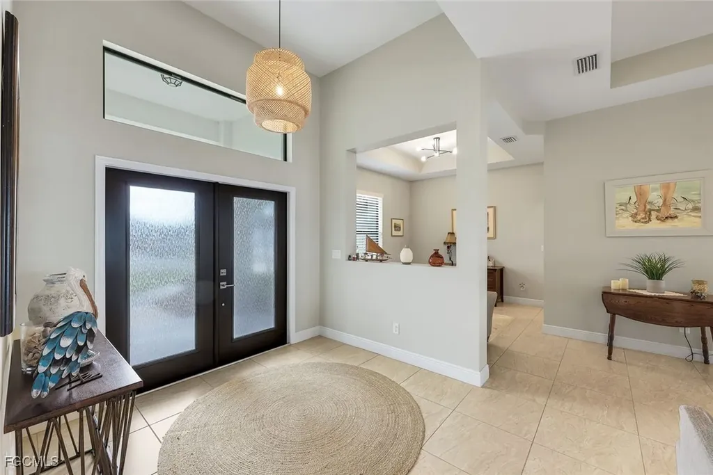 401 NE 19th Place Cape Coral FL 33909