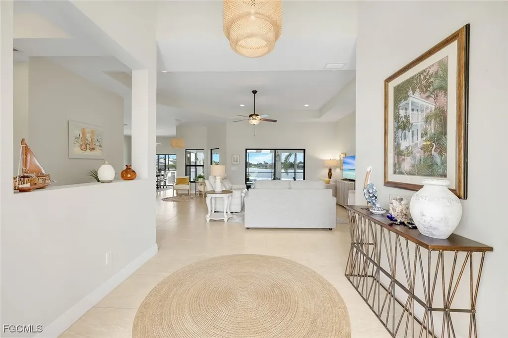 401 NE 19th Place Cape Coral FL 33909